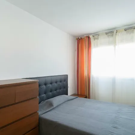 Apartamento Con Piscina Child-friendly Apartment *